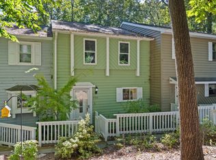 5703 Three Oaks Dr, Raleigh, NC 27612