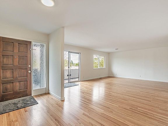 2nd image of 1419 Johnson Street