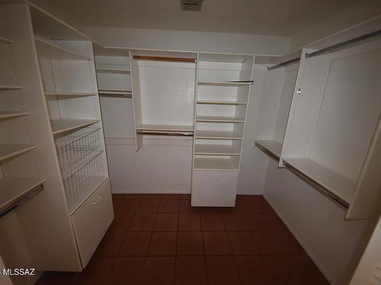 5120 E Woodgate Ln — Photo 17