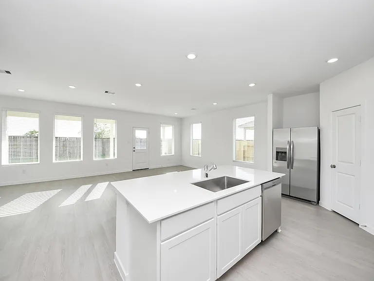 16219 Chestnut Haven Ln — Photo 7