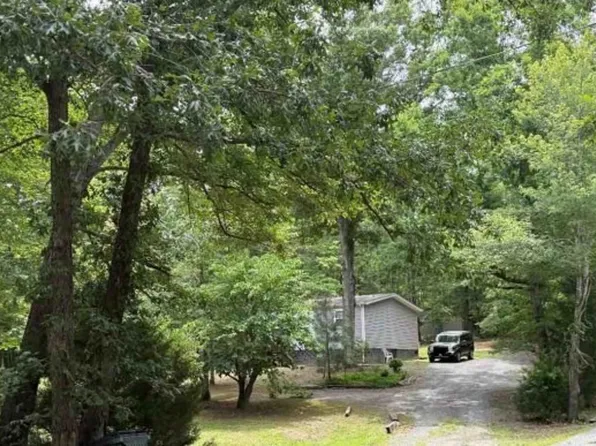 2499 Emerys Ln, Esmont, VA 22937