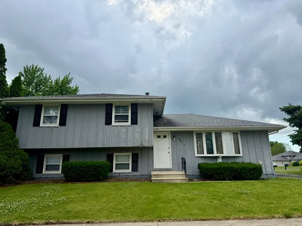 1337 Raymond St, Joliet, IL 60431