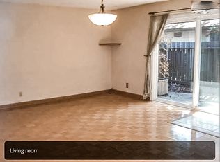 5468 Roundtree Pl APT D, Concord, CA 94521