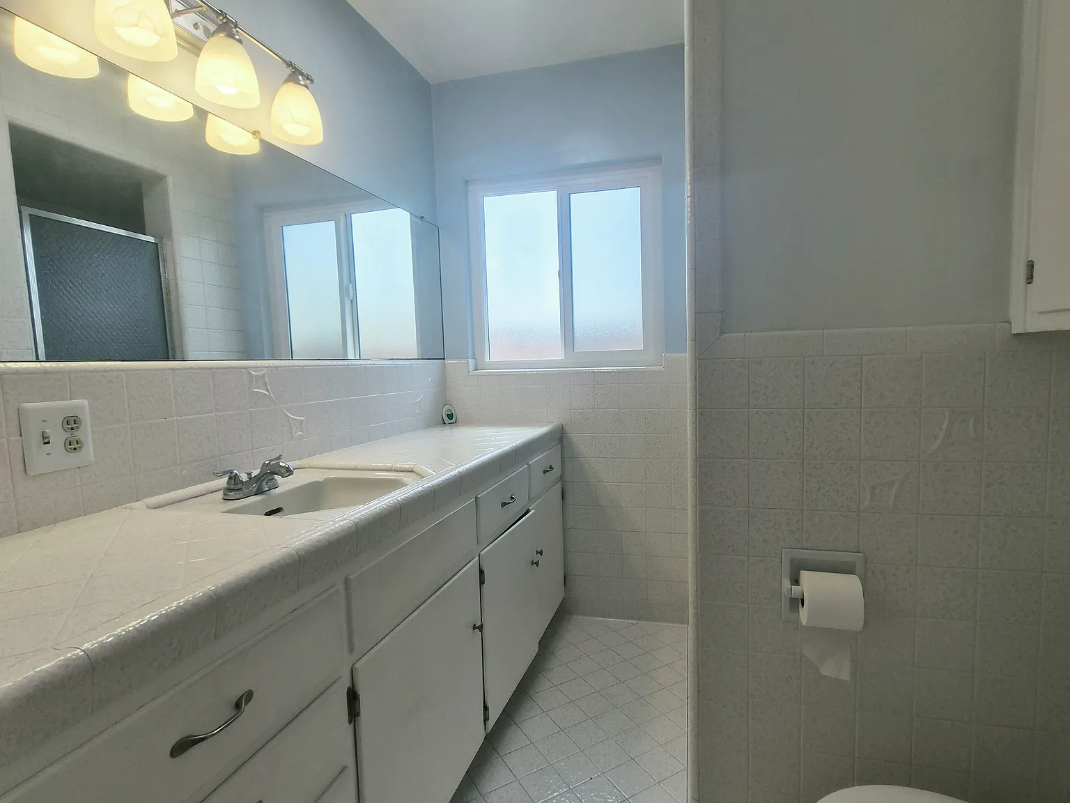 1 bed, 600 sqft, $1,600 — Photo 4
