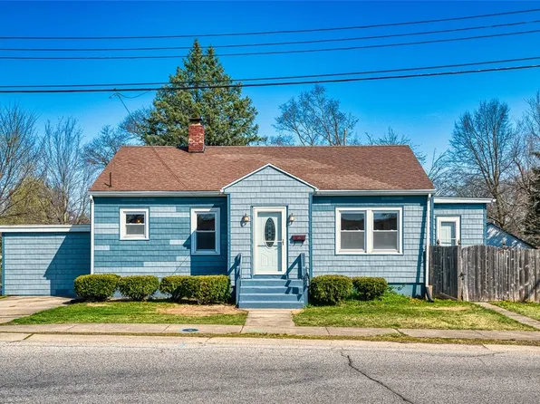 119 W Elliott St, Paris, IL 61944