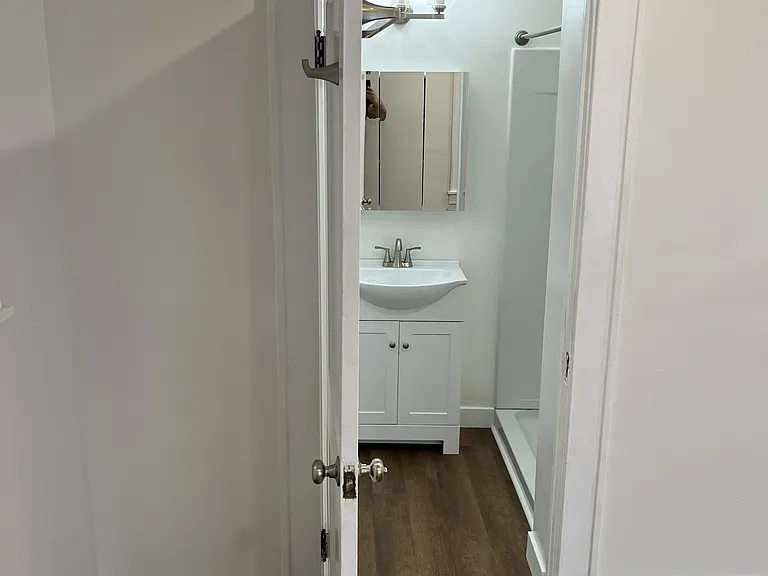 321 Waitman St #B — Photo 31