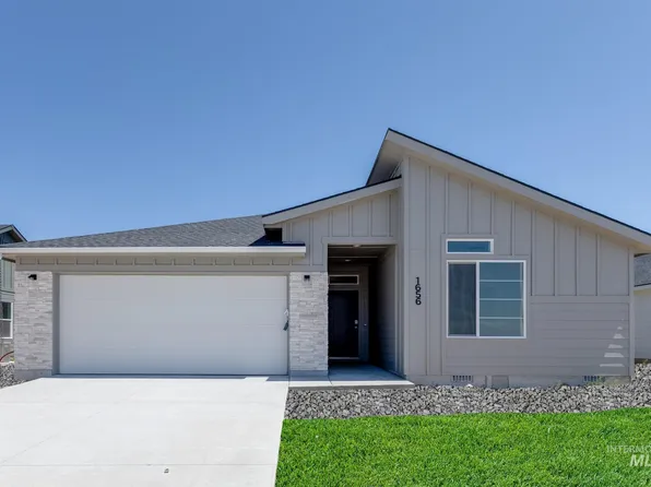 1656 SW Besra Dr, Mountain Home, ID 83647
