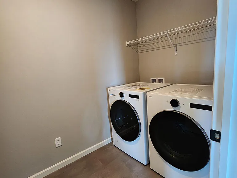 10229 Goodview Cir — Photo 29