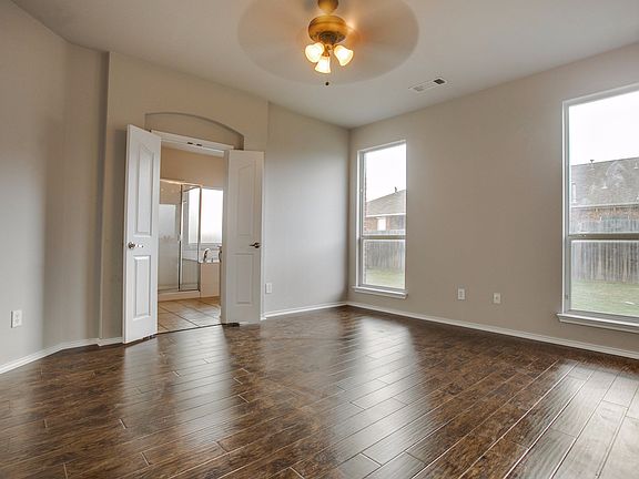 2nd image of 12928 Glenville Ct