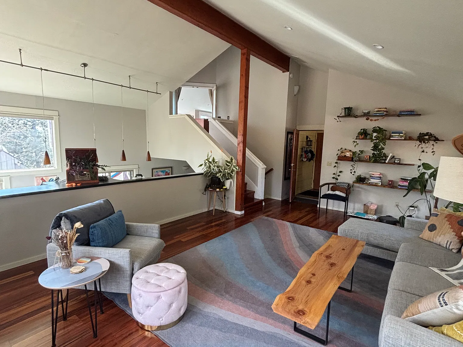 3 bed, 1320 sqft, $3,500 — Photo 3