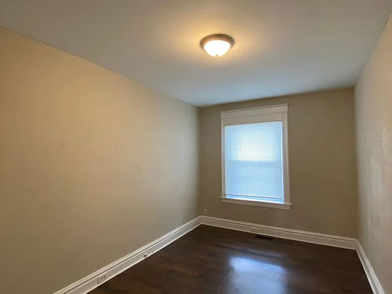 3717 Bamberger Ave — Photo 6