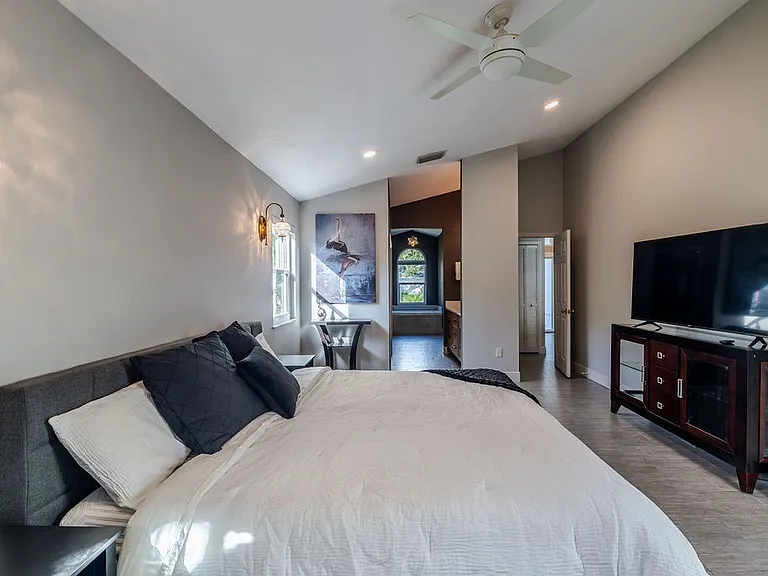 9330 Seagrape Dr — Photo 22