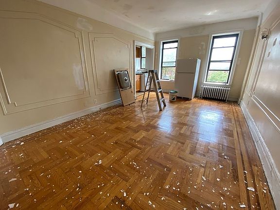 3rd image of 45-32 44th St #5G