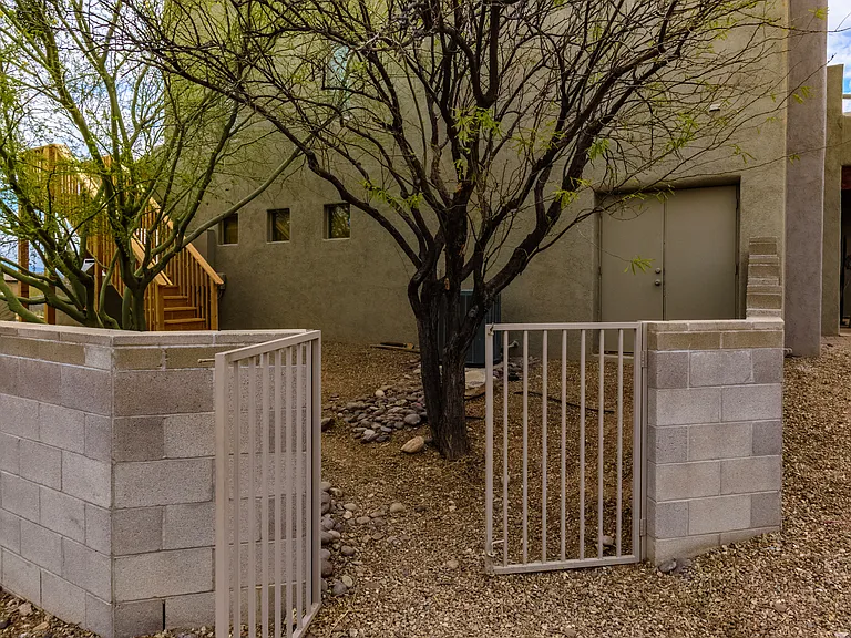 2781 W Desert Shadows Pl — Photo 17