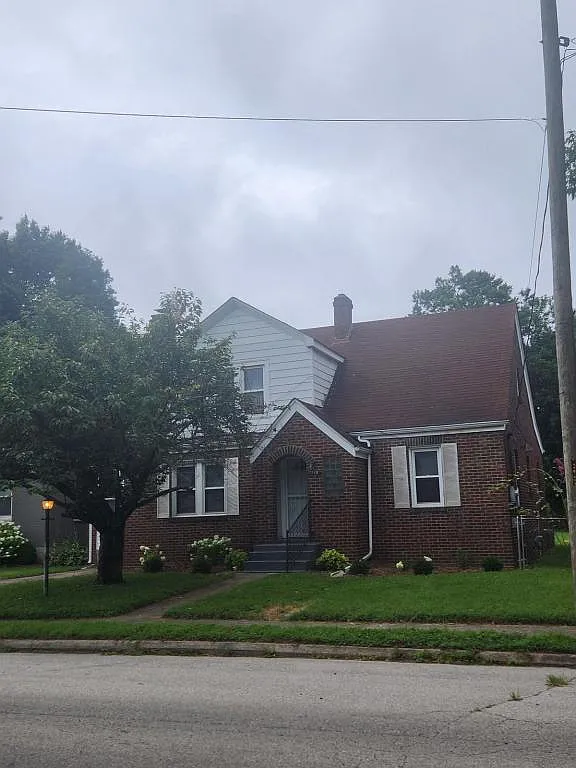 318 E. Park Place — Photo 1