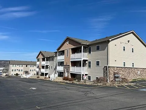 Holly Brook Apartments