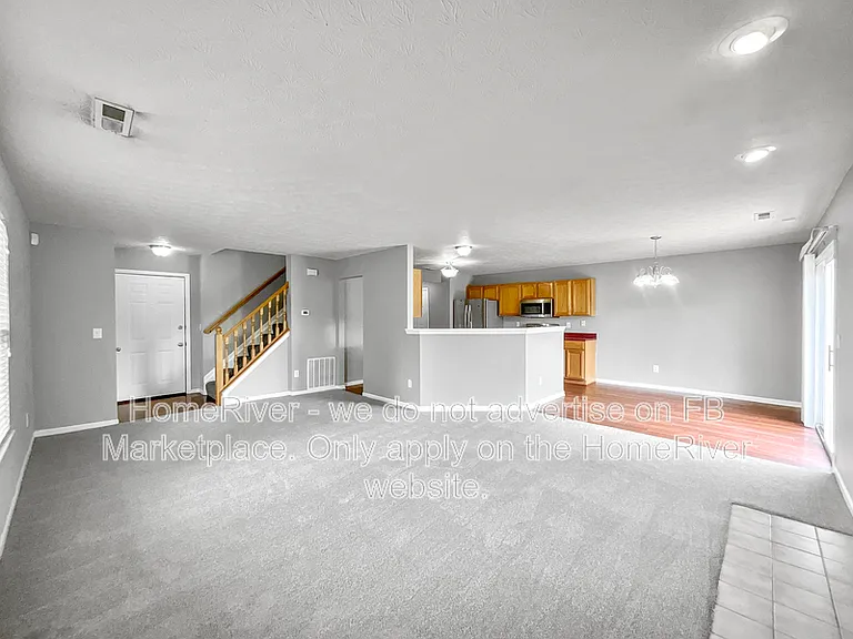 7619 Hyatts Ln — Photo 3