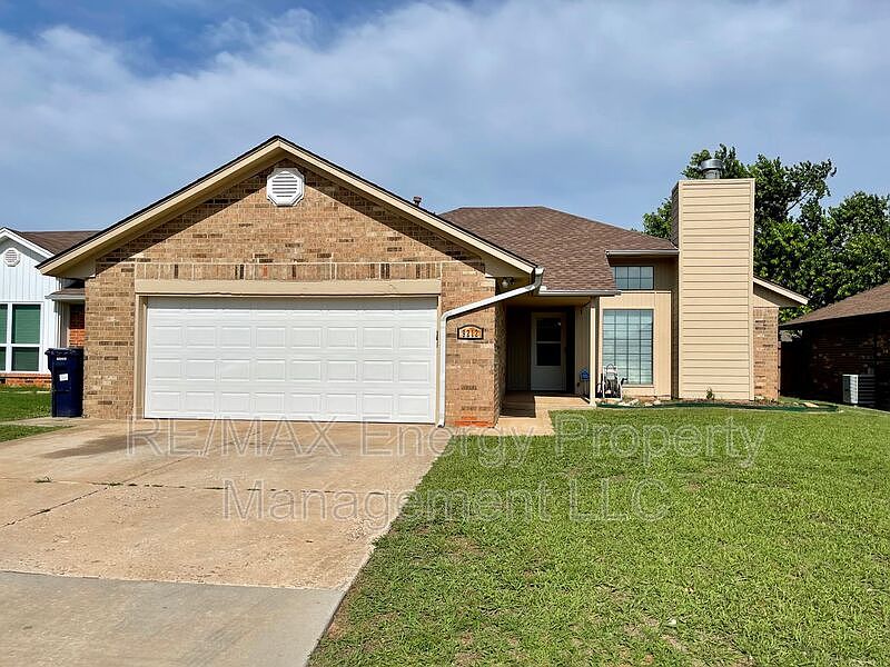 9212 Buttonfield Ave, Moore, OK 73160 Zillow