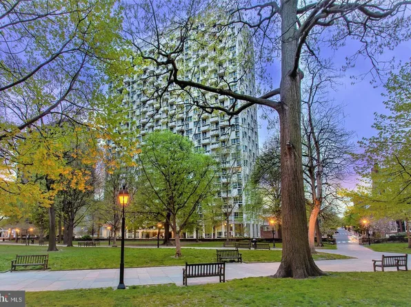 604 S Washington Sq APT 1207, Philadelphia, PA 19106