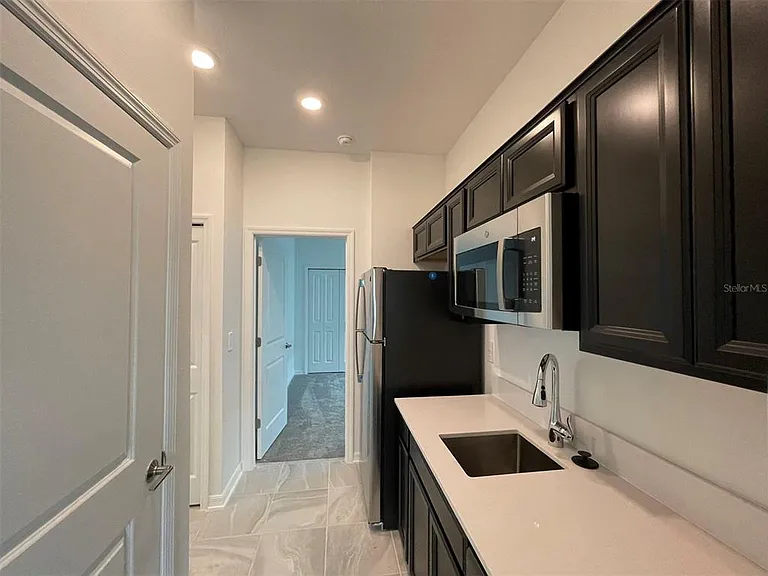 835 Ofanto Way — Photo 39