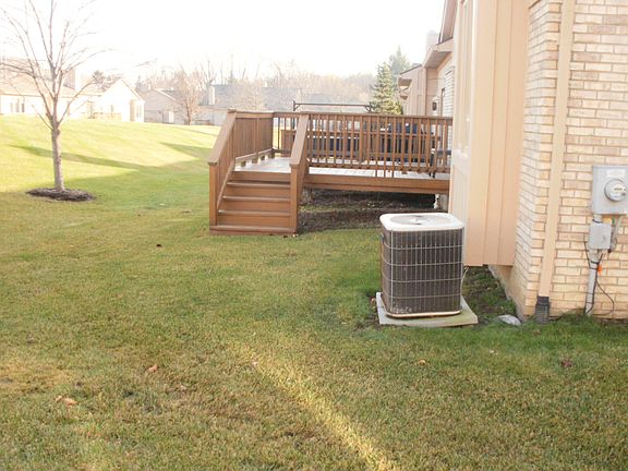 3rd image of 35214 Knollwood Ln #1