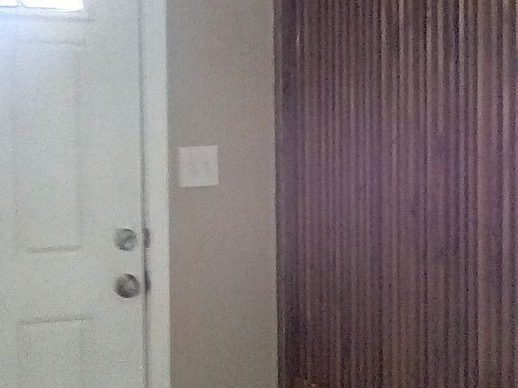 4th image of 9501 Fremont Ave