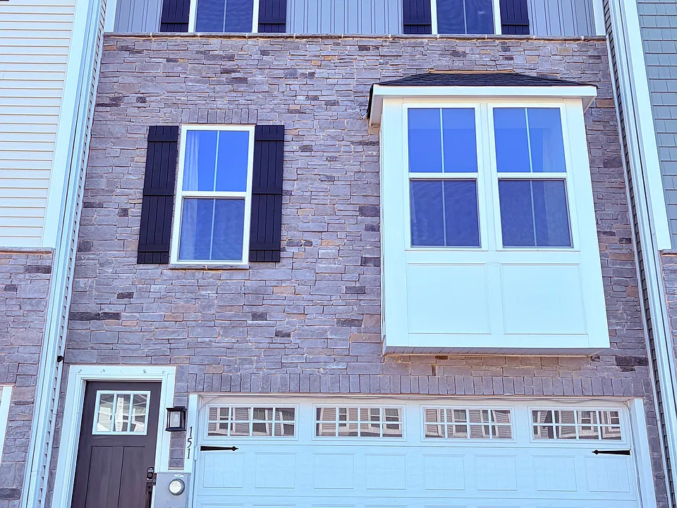 151 Arden Way