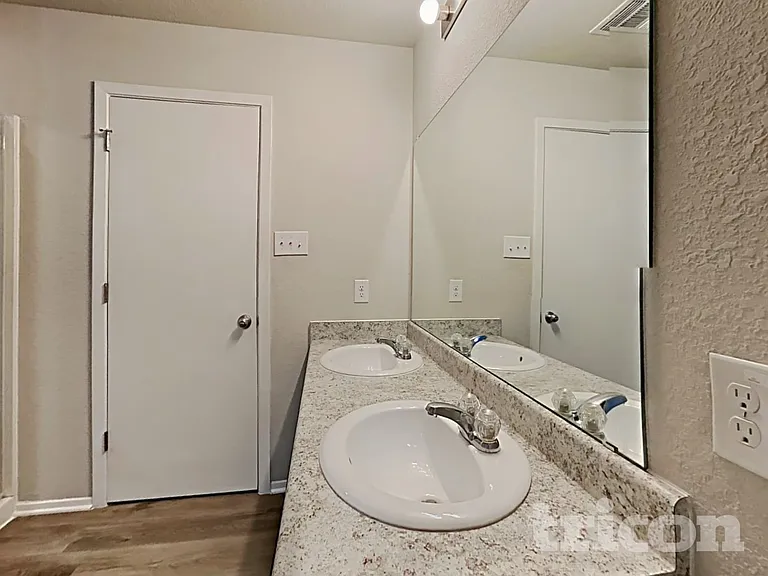 9411 Sandy Ridge Way — Photo 9