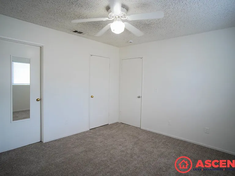 11900 Handel Ave #1-4 — Photo 6