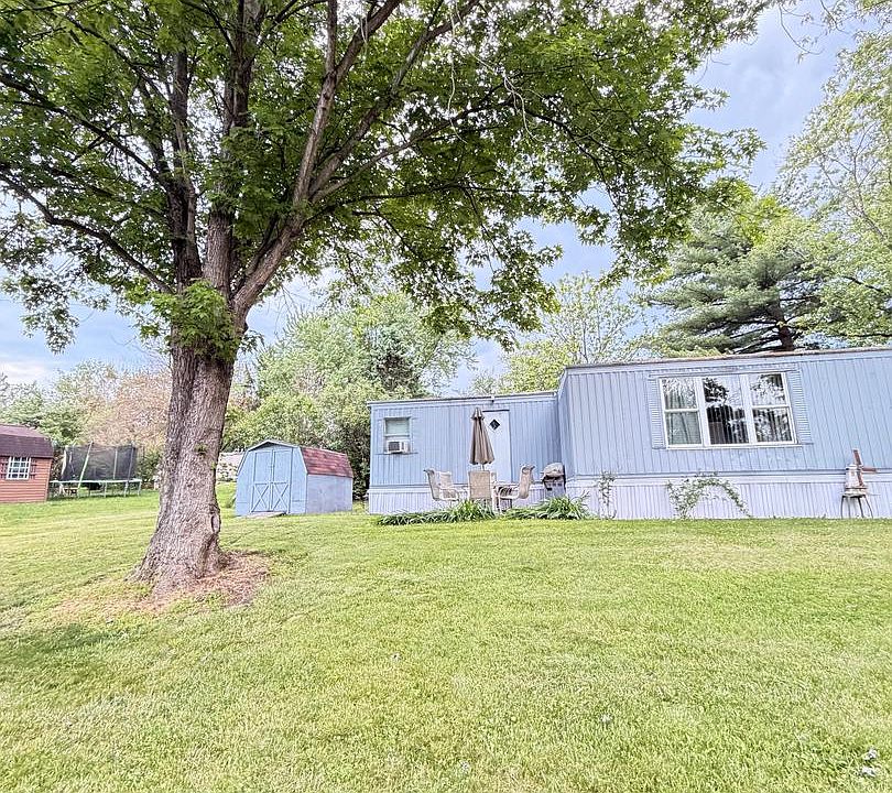 1st image of 34 Cypress Ln