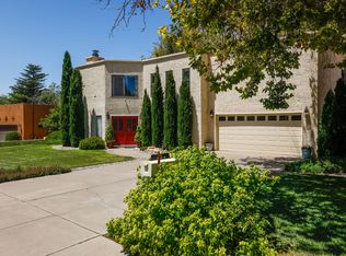 9922 Tanoan Dr NE, Albuquerque, NM 87111