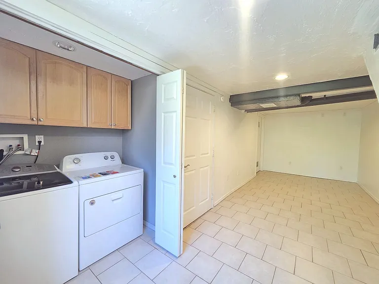 5621 N Hemlock St — Photo 17