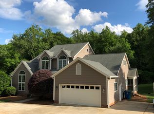 630 Carlton Rd, Stokesdale, NC 27357