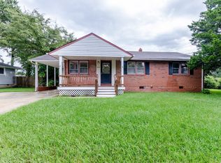 404 Henderson Dr, Jacksonville, NC 28540