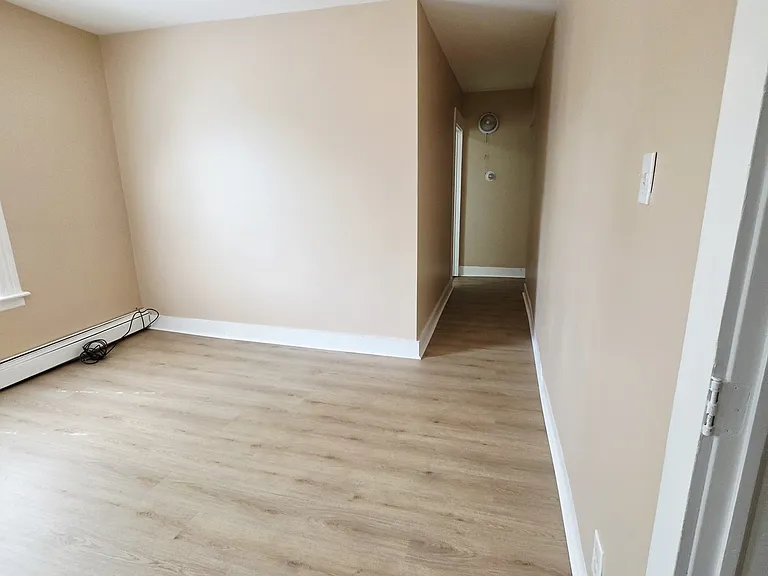 124 Southview St #1 — Photo 7