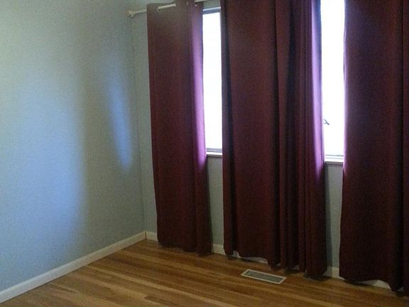 3rd image of 1470 Thoroughbred Ln
