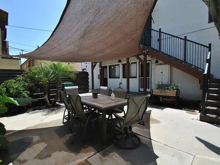 312 Temple Ave #D — Photo 19
