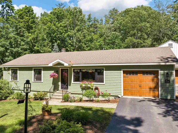 46 Tuftonboro Neck Road, Tuftonboro, NH 03853