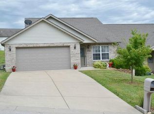 1492 E Rose Ln, Washington, MO 63090