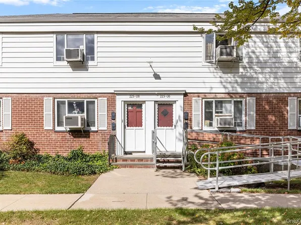 225-08 88th Avenue image 17 of 20