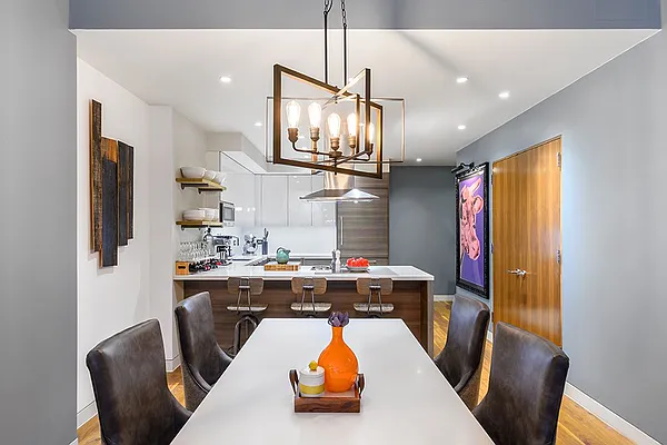 Sold by Nest Seekers International | media 10
