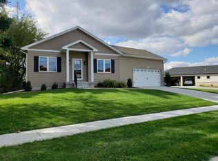 3515 Holmes Park Rd, Lincoln, NE 68506