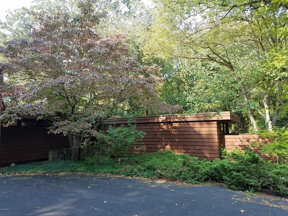1st image of 2702 Taliesin Dr