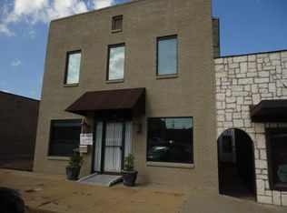 448 Oak St, Graham, TX 76450