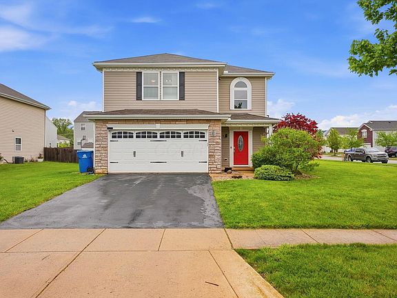 2nd image of 734 Corbel Dr