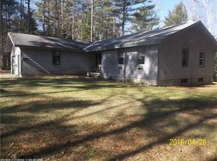 47 Pinnacle Rd, Liberty, ME 04949