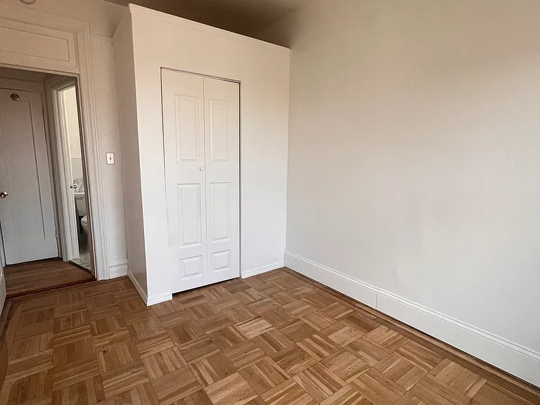 2143 Chatterton Ave #2 — Photo 4