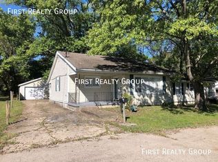 140 E Market St APT A, Springboro, OH 45066