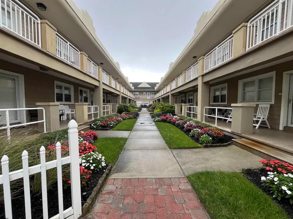 9010 Atlantic Ave APT 117, Margate, NJ 08402