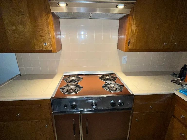 834 Green St #4 — Photo 10